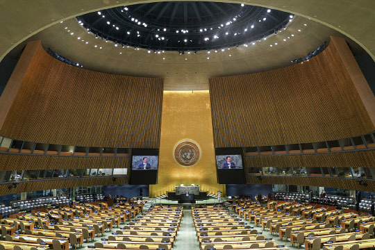 지난 20일 문재인 대통령이 미국 뉴욕에서 열린 SDG Moment(지속가능발전목표 고위급회의) 개회식에서 발언하고 있다. 청와대 제공.